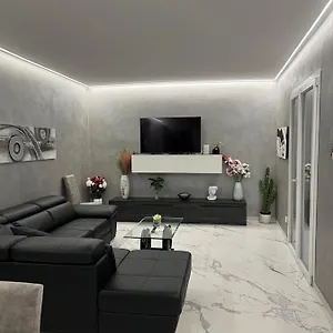 Corso Montecarlo , Ventimiglia Italia