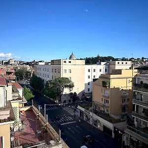 Gioia’s House , Roma Italia